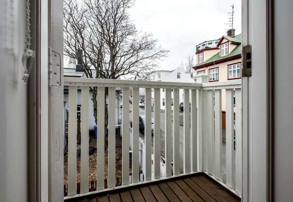 Grey Apartments Reykjavik Room photo